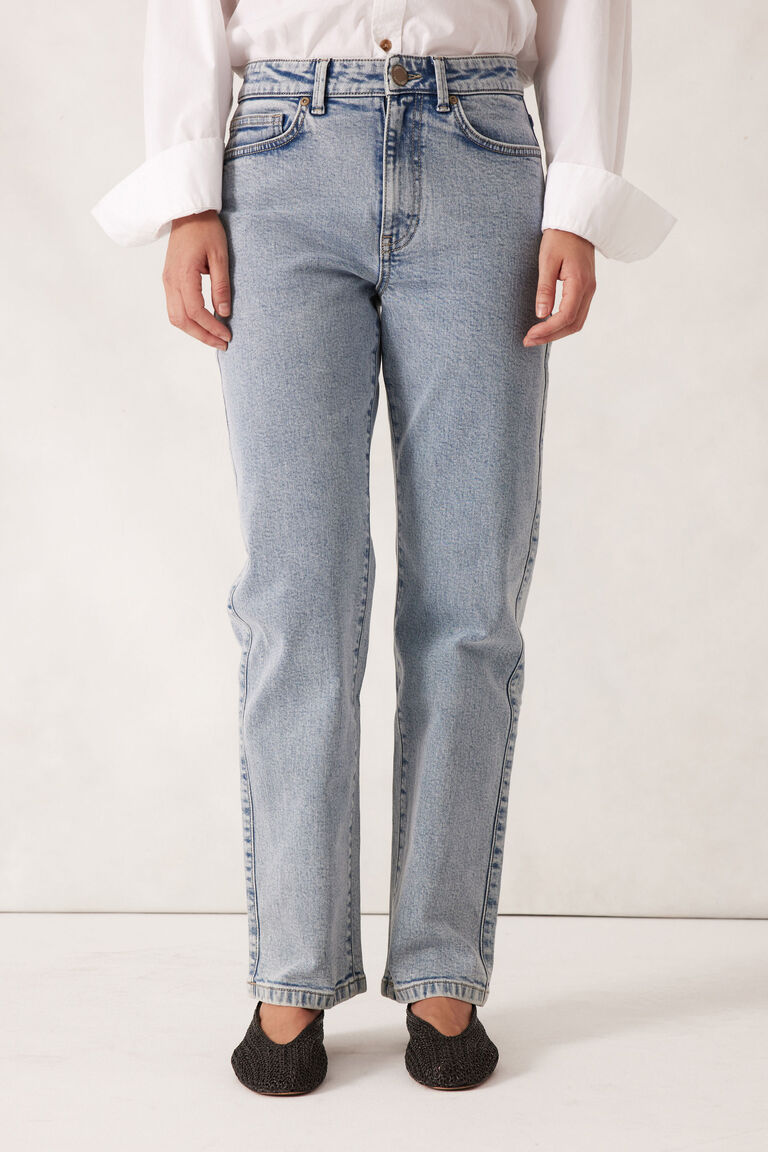 Blake Straight Leg Jean - Mid Vintage Blue