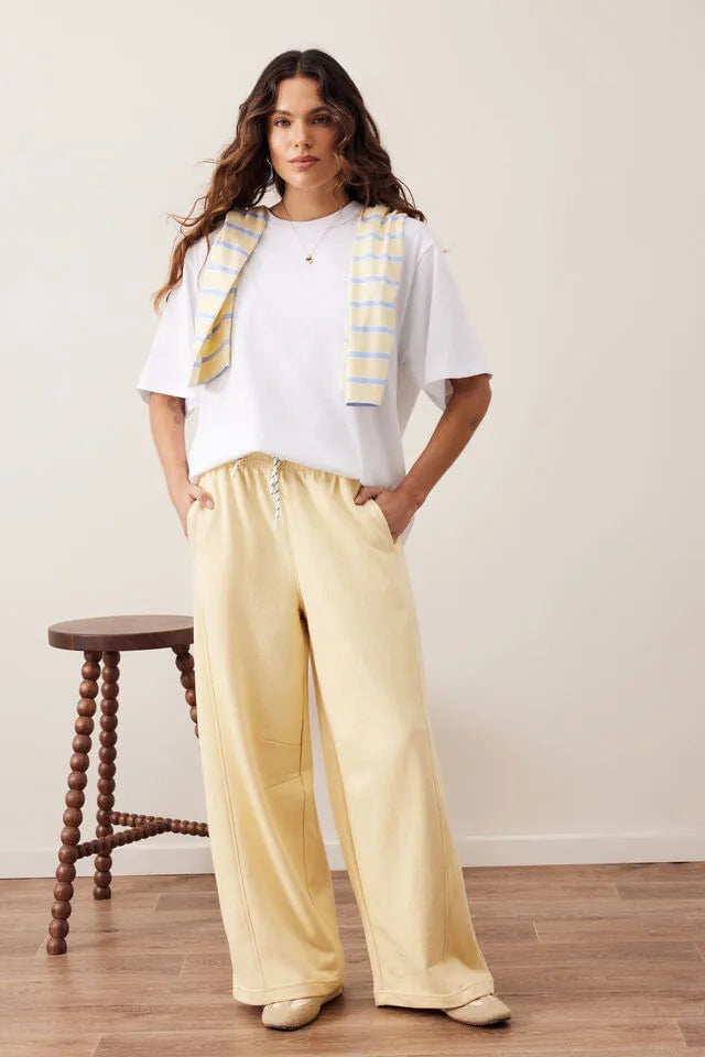 Halle Barrel Trackpant Butter