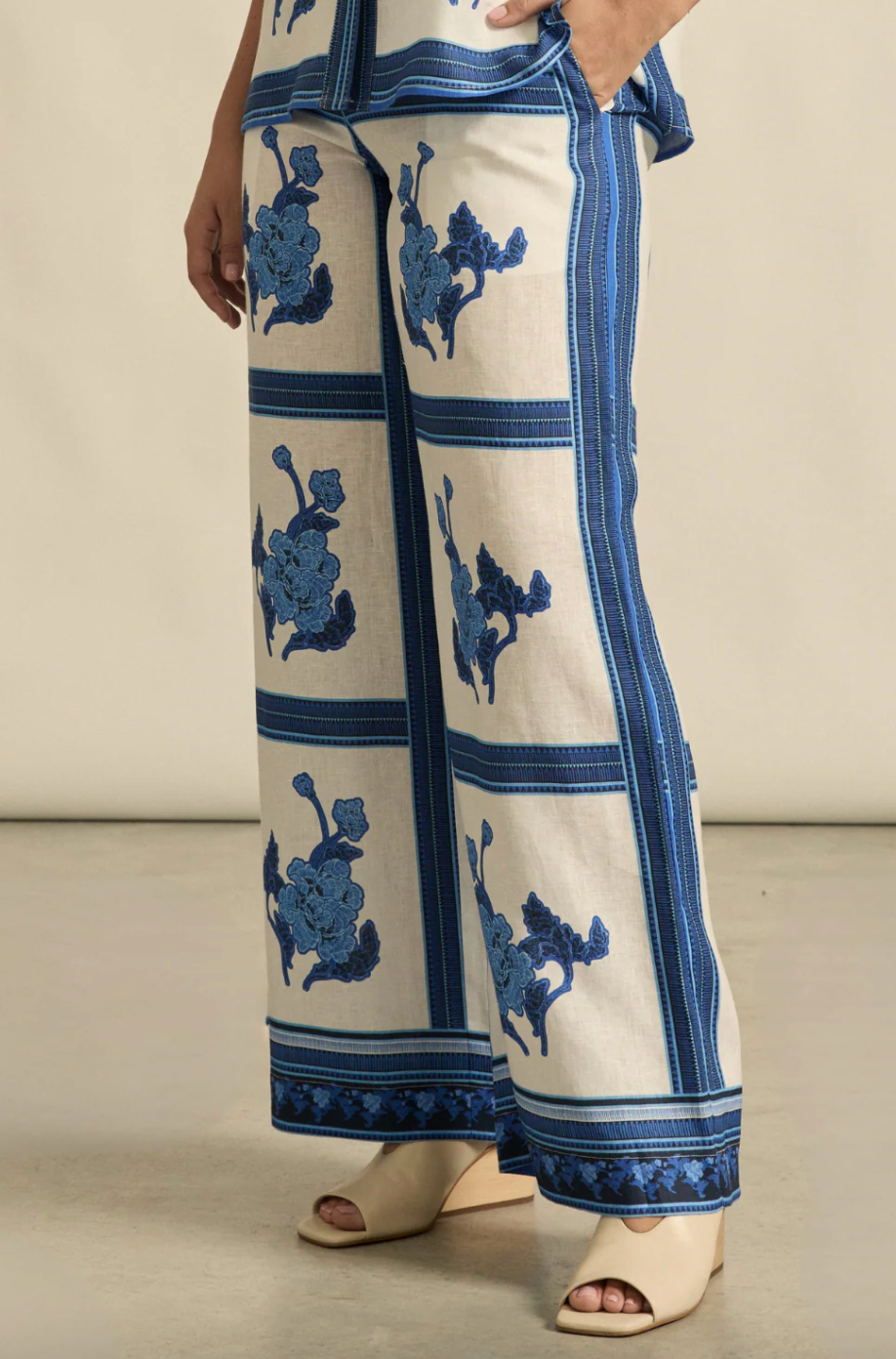 Gesture Pant - Azure Collage