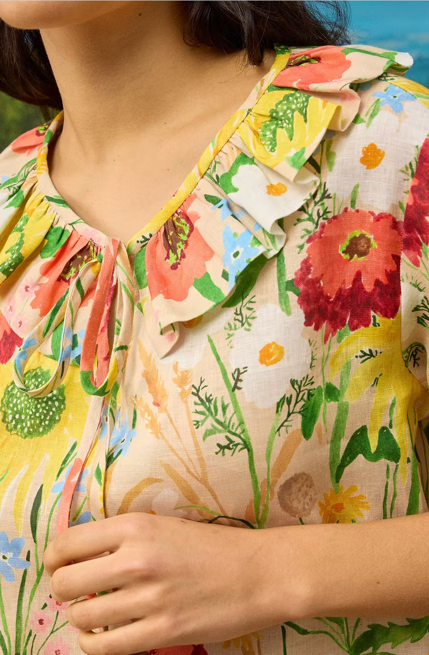 Rita Blouse Flowers at the Gate