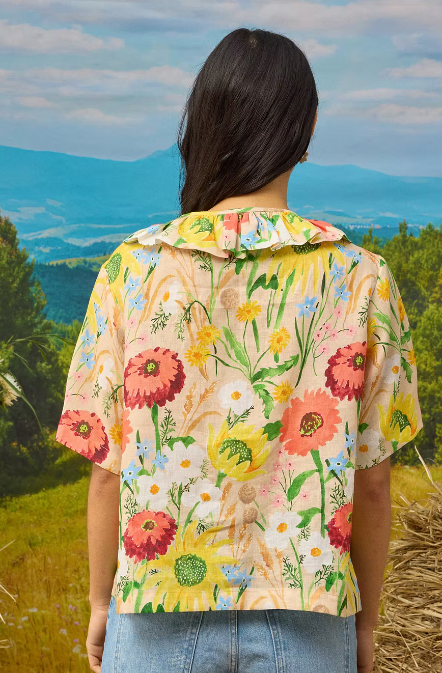 Rita Blouse Flowers at the Gate