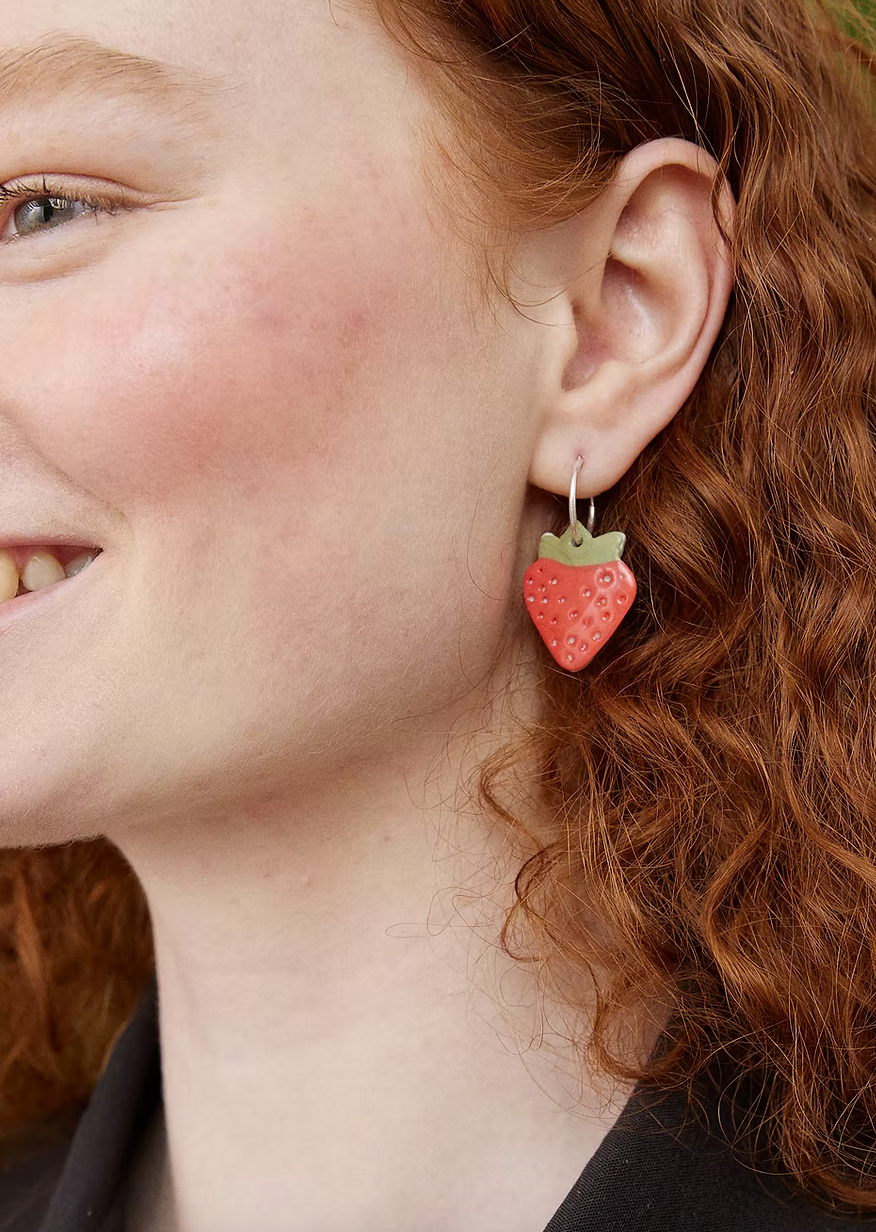 Strawberry mini hoops