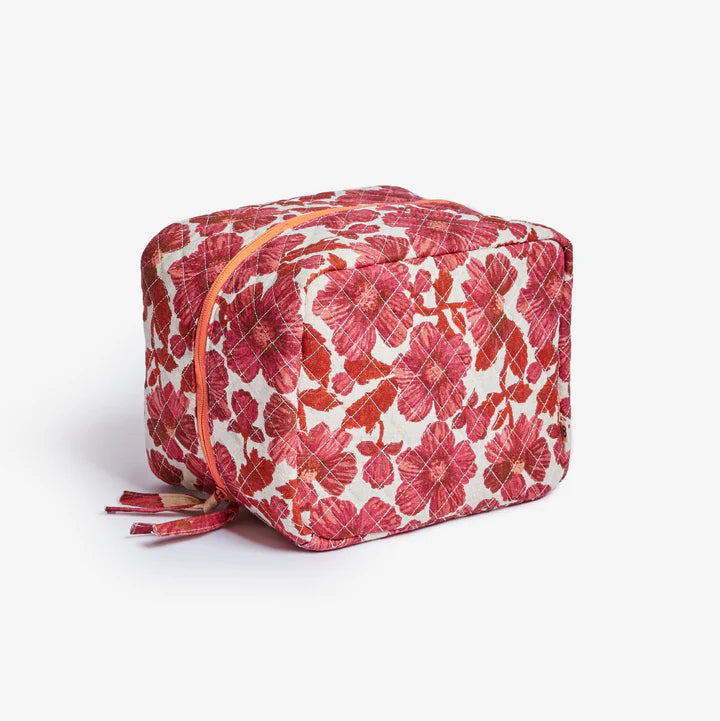 Leon Cerise large Toiletry Bag