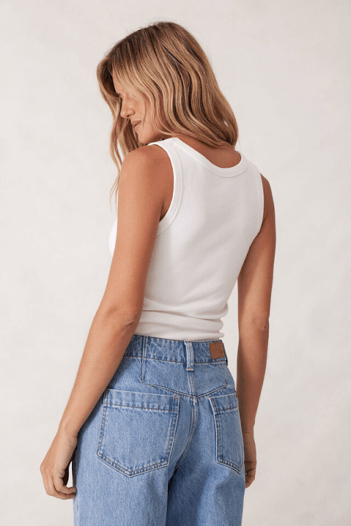 Zoe Contour Rib Scoop Tank White