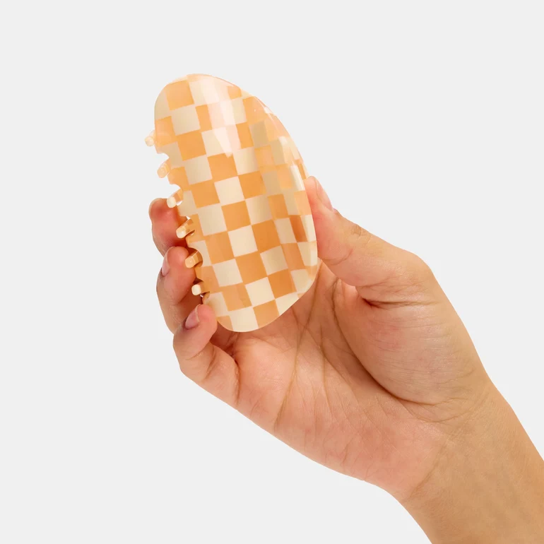 Checker Claw in Frose