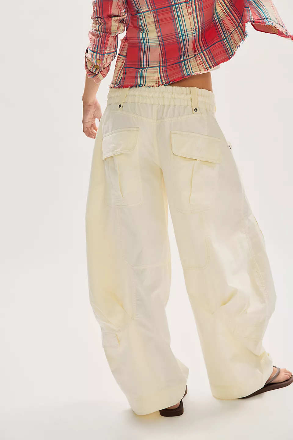 Onset Parachute Pant Tofu