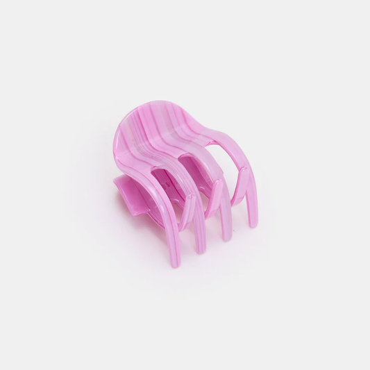 Ursa Claw in Petunia