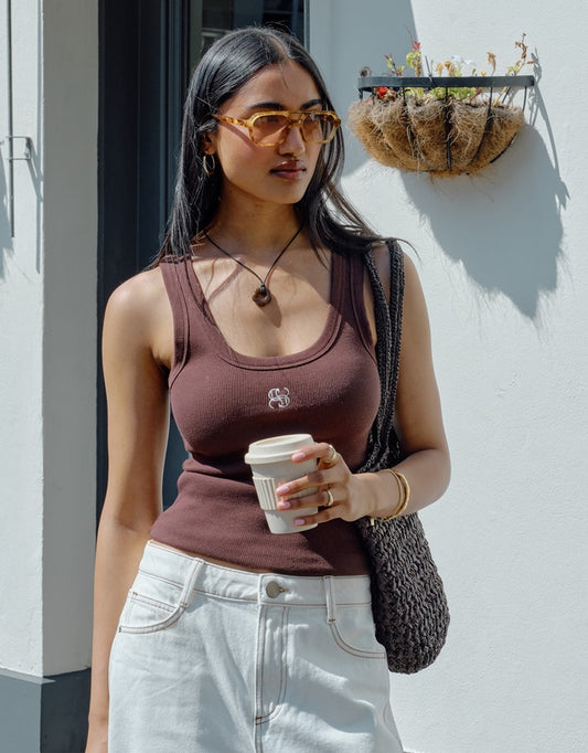Zoe Contour Rib Scoop Tank Chocolate